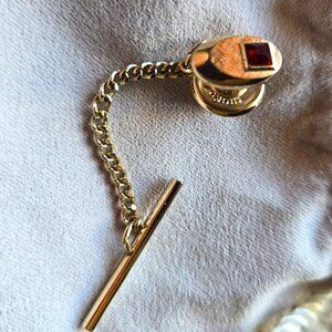 Vintage Hickok USA Gold Tone Tie Tack with Ruby Red Stone